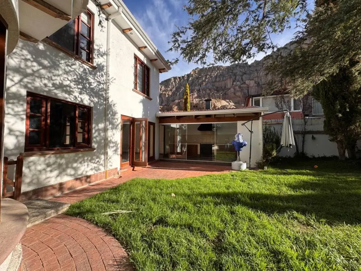 Foto 6 de Hermosa Casa en Anticretico en Sequoia