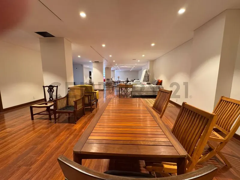 Foto 9 de Local Comercial en Alquiler – Edificio Vitruvio, Calacoto