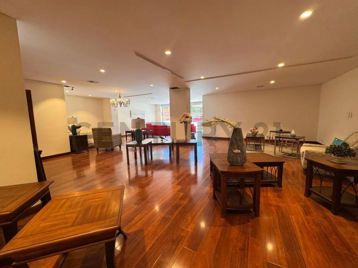 Foto 4 de Local Comercial en Alquiler – Edificio Vitruvio, Calacoto