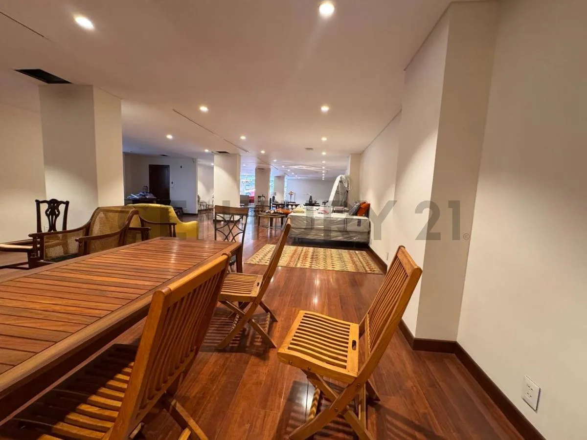 Foto 7 de Local Comercial en Alquiler – Edificio Vitruvio, Calacoto