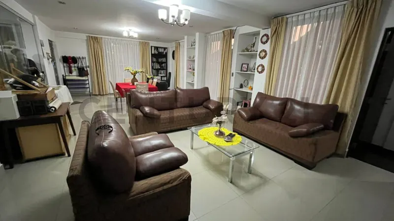 Foto 10 de Amplio y cómodo departamento ubicado en Aranjuez