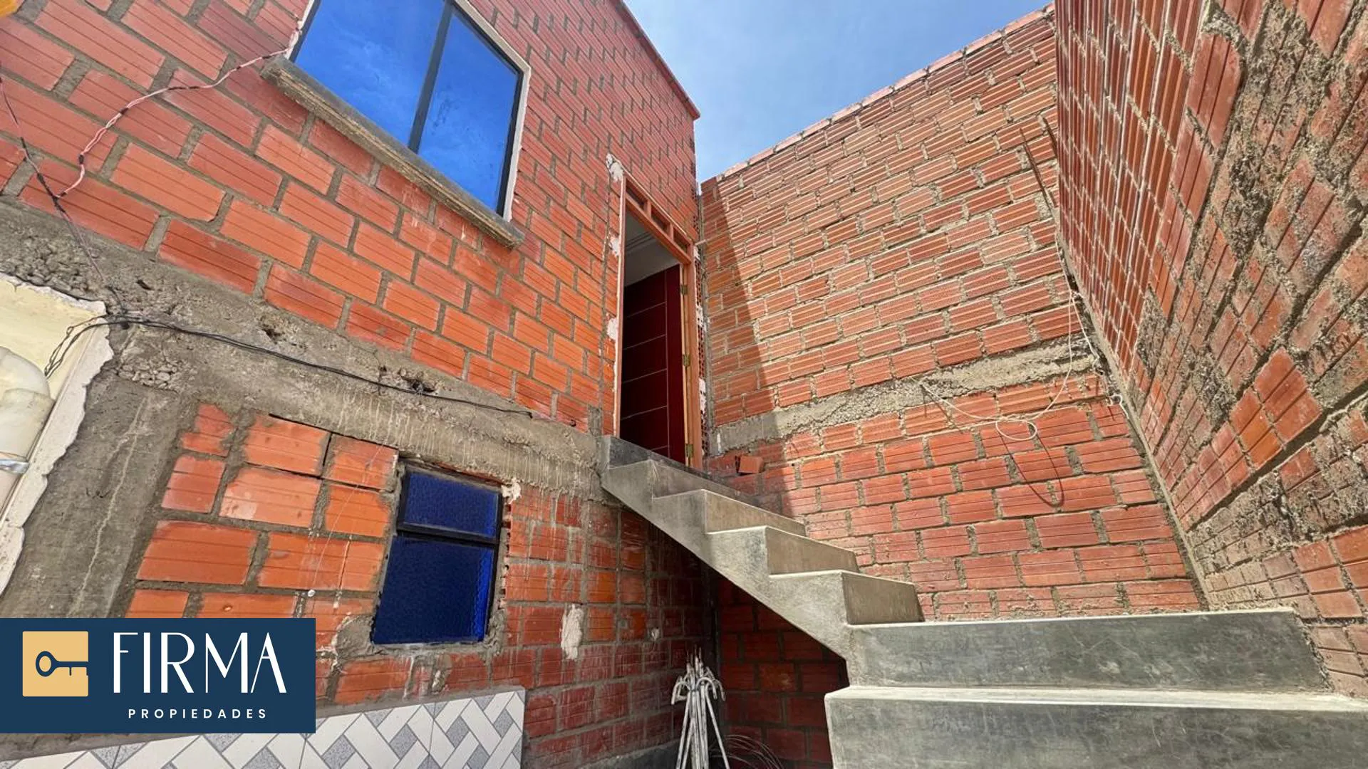 Foto 4 de Compra Esta Casa Como Terreno en El Alto