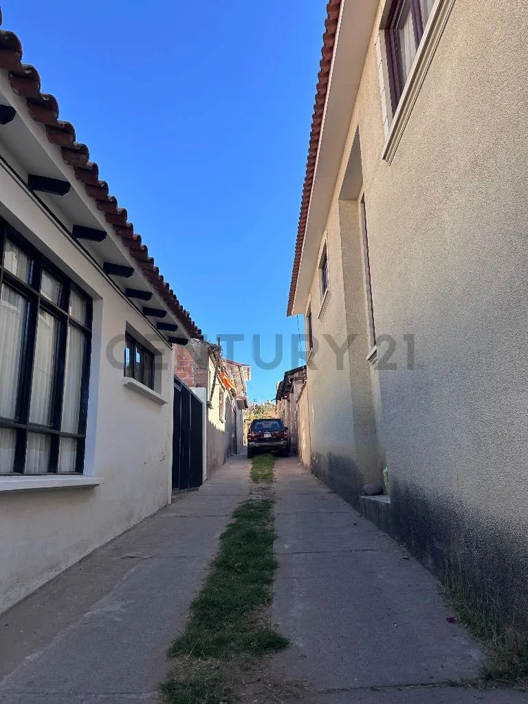 Foto 3 de Terreno con Tinglado Céntrico en Venta