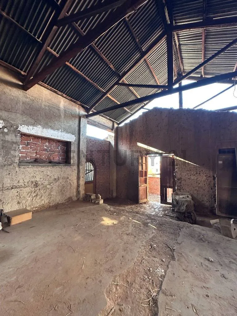 Foto 6 de Terreno con Tinglado Céntrico en Venta