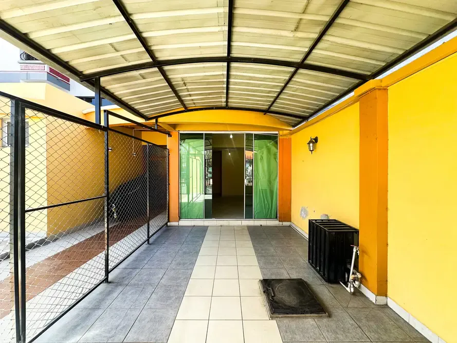 Foto 5 de Local Comercial en Alquiler - Av. Melchor Perez