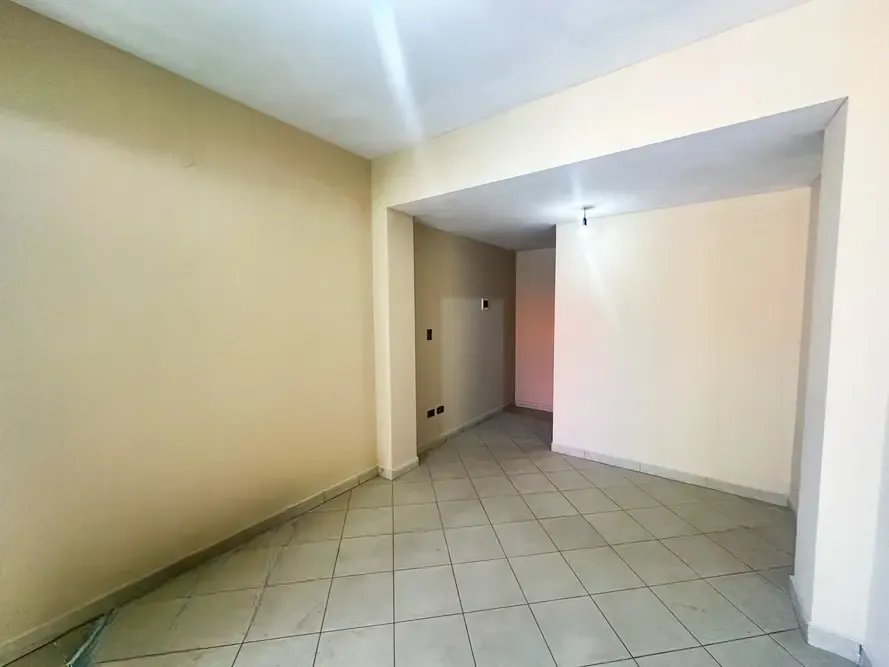 Foto 7 de Local Comercial en Alquiler - Av. Melchor Perez