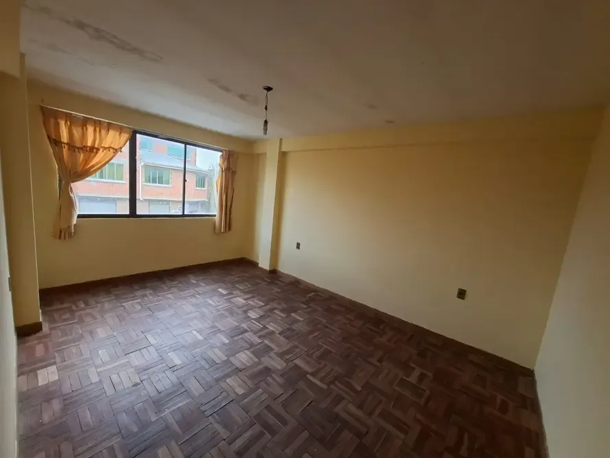 Foto 4 de Casa Multifamiliar en Venta TILATA