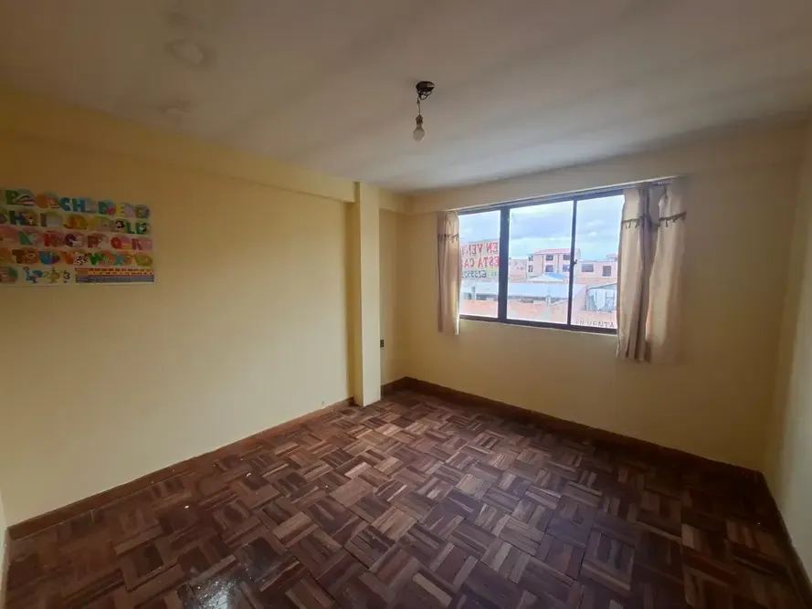 Foto 5 de Casa Multifamiliar en Venta TILATA