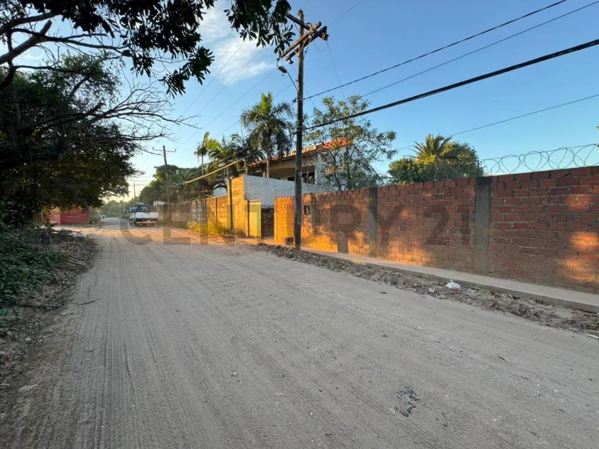 Foto 2 de Terreno en Alquiler Sobre Av Beni 8vo Anillo