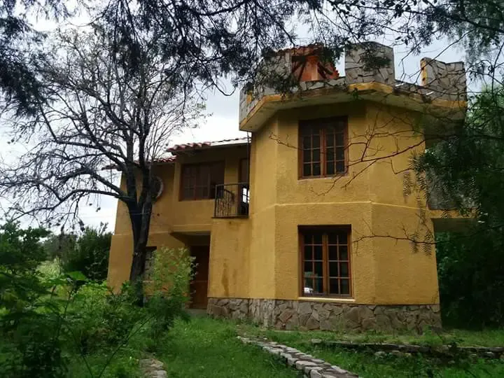 Foto 3 de Terreno Mas Una Casa en Coimata
