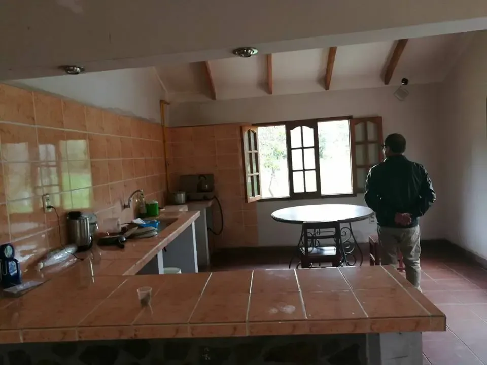 Foto 4 de Terreno Mas Una Casa en Coimata