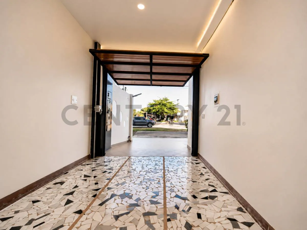 Foto 7 de Edificio Comercial en Venta Sobre Avenida Circunvalacion- Montero