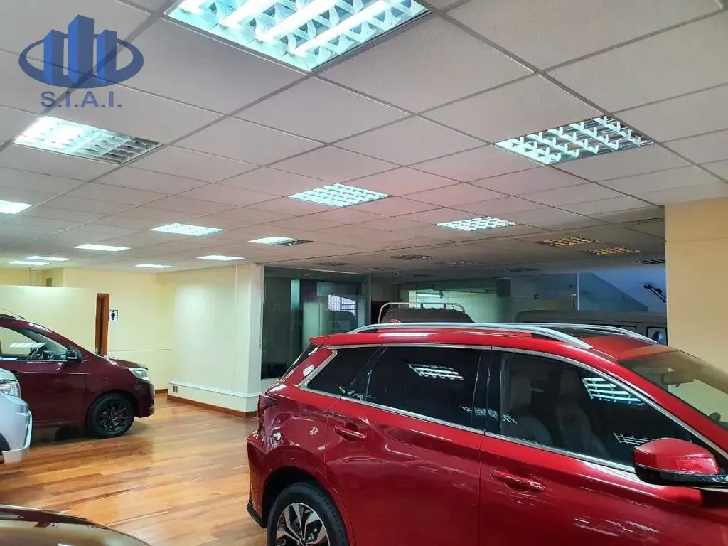 Foto 5 de Local comercial en Alquiler zona Calacoto