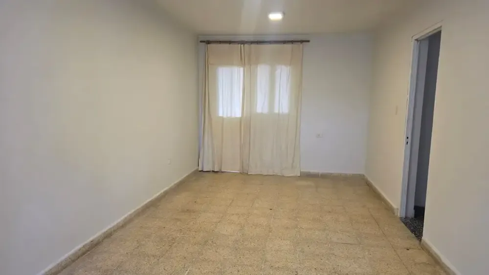 Foto 6 de Anticretico Monoambiente en Piso 1, Sobre La Av. España, Tarija