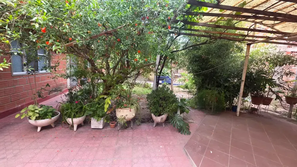 Foto 2 de Anticretico Monoambiente en Piso 1, Sobre La Av. España, Tarija