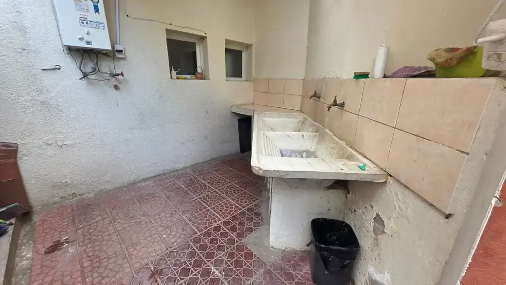 Foto 4 de Anticretico Monoambiente en Piso 1, Sobre La Av. España, Tarija