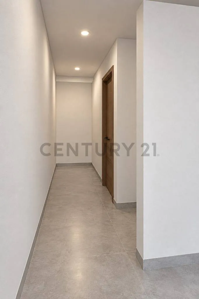 Foto 4 de Local comercial 2, C. Las Dalias Equipetrol