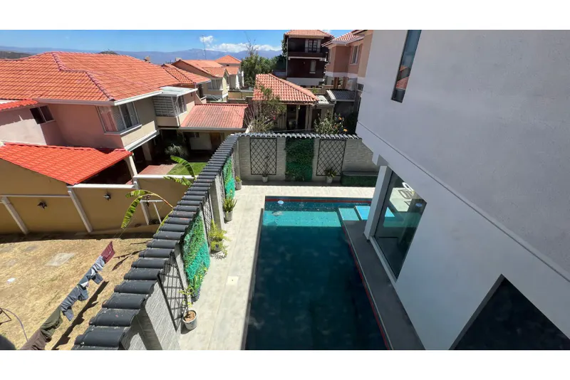 Foto 9 de ✨ Exclusiva Residencia de Lujo – Condominio Bella Vista Elegancia y Confort ✨