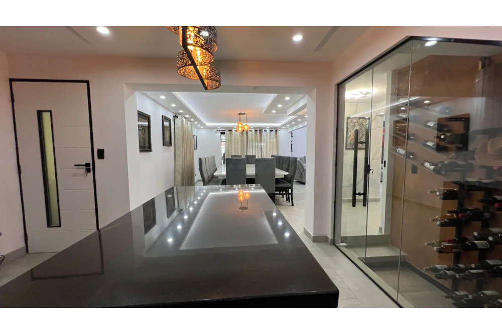 Foto 8 de ✨ Exclusiva Residencia de Lujo – Condominio Bella Vista Elegancia y Confort ✨