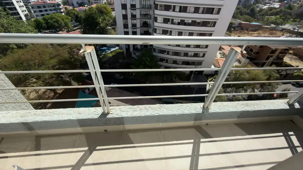 Foto 15 de 🏙️ Departamento en Alquiler 185 M² | Av. Santa Cruz | Edificio Boheme