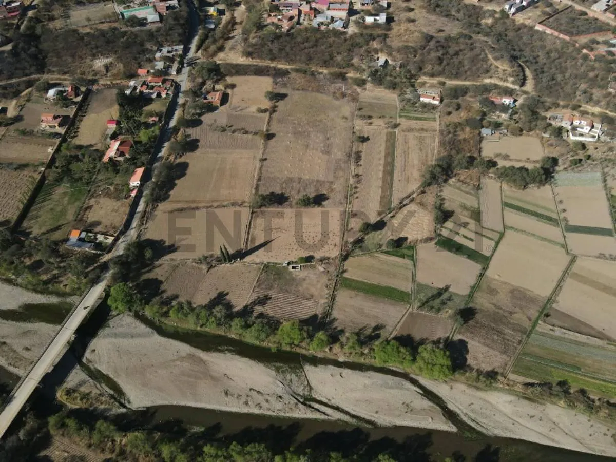 Foto 5 de Hermoso Terreno Urbano en Venta - Barrio Paraiso Aranjuez