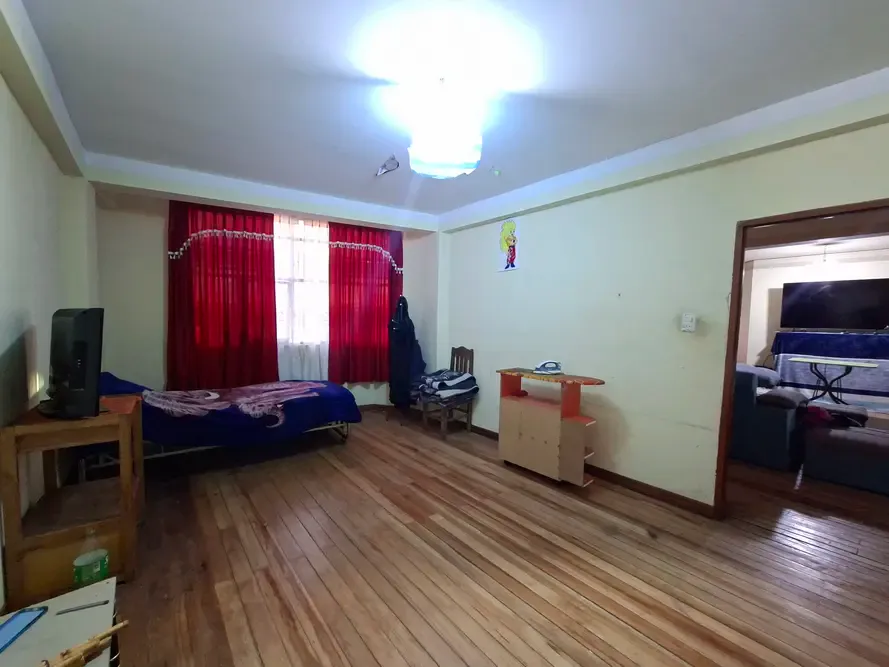 Foto 3 de Casa en Venta Sobre Av Dos Postes