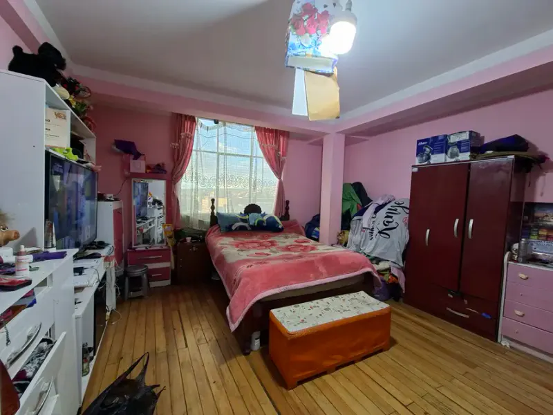 Foto 7 de Casa en Venta Sobre Av Dos Postes