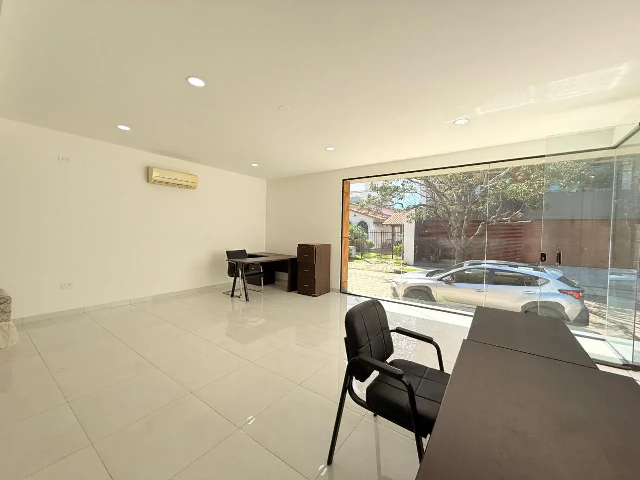 Foto 7 de Oficina duplex en alquiler - Barrio Urbari