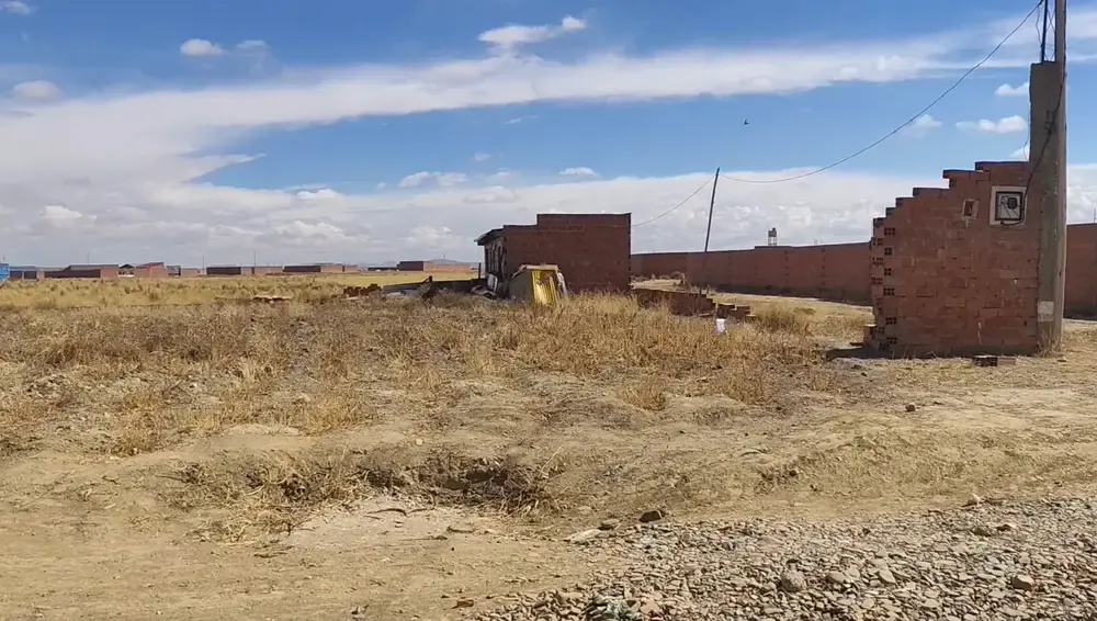 Foto 4 de Terreno Carretera a Viacha Frente a Incerpaz