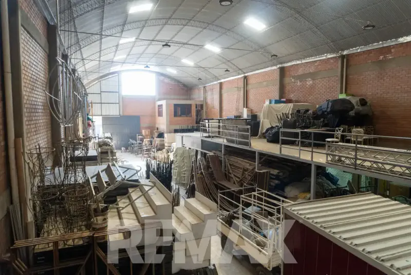 Foto 17 de Galpón Comercial en Alquiler – Ubicación Estratégica y Excelente Accesibilidad