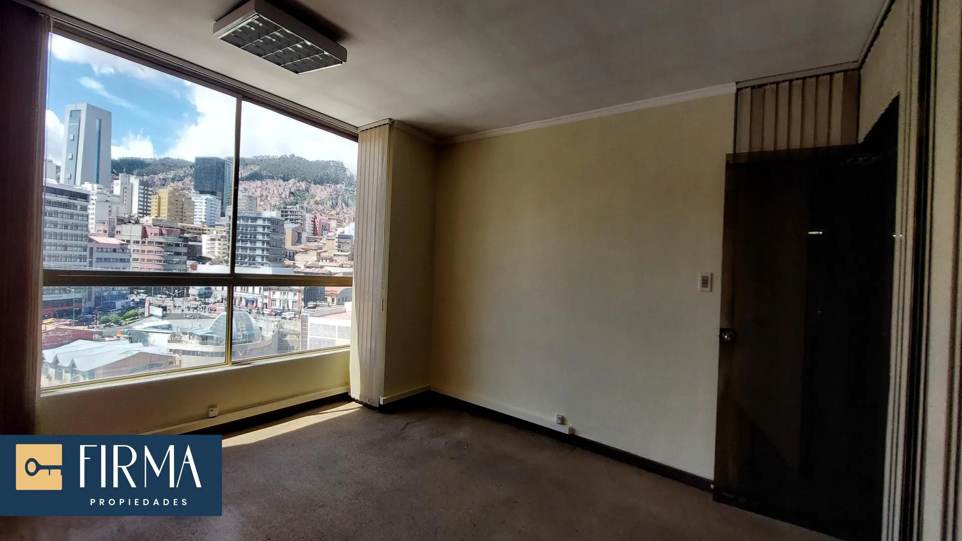 Foto 4 de Compra Todo Este Piso para Tu Oficina en El Centro