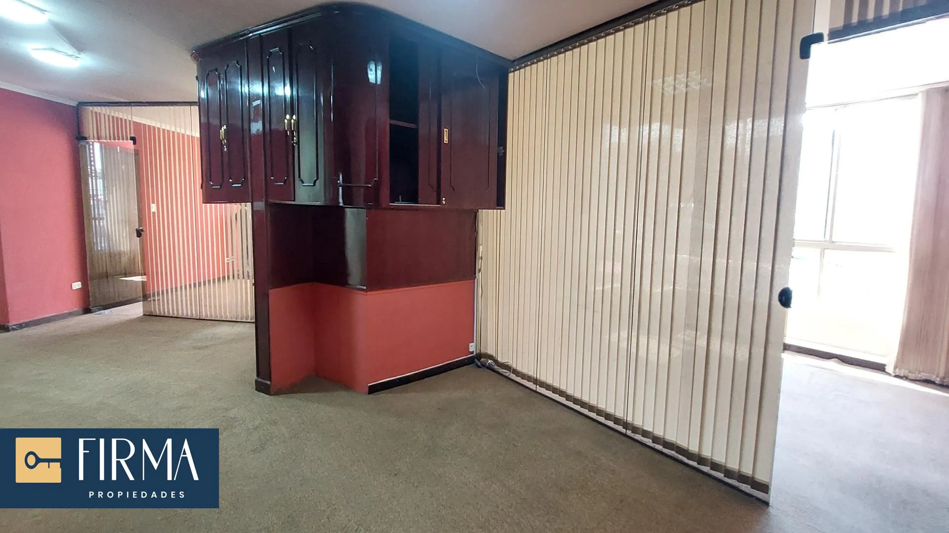 Foto 2 de Compra Todo Este Piso para Tu Oficina en El Centro
