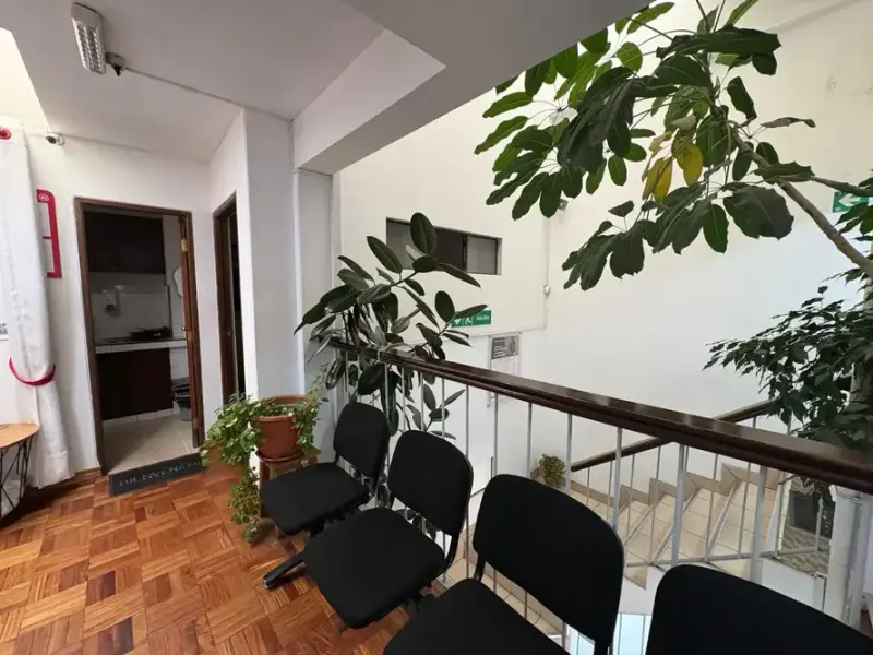 Foto 8 de Hermosa Casa Comercial en Venta