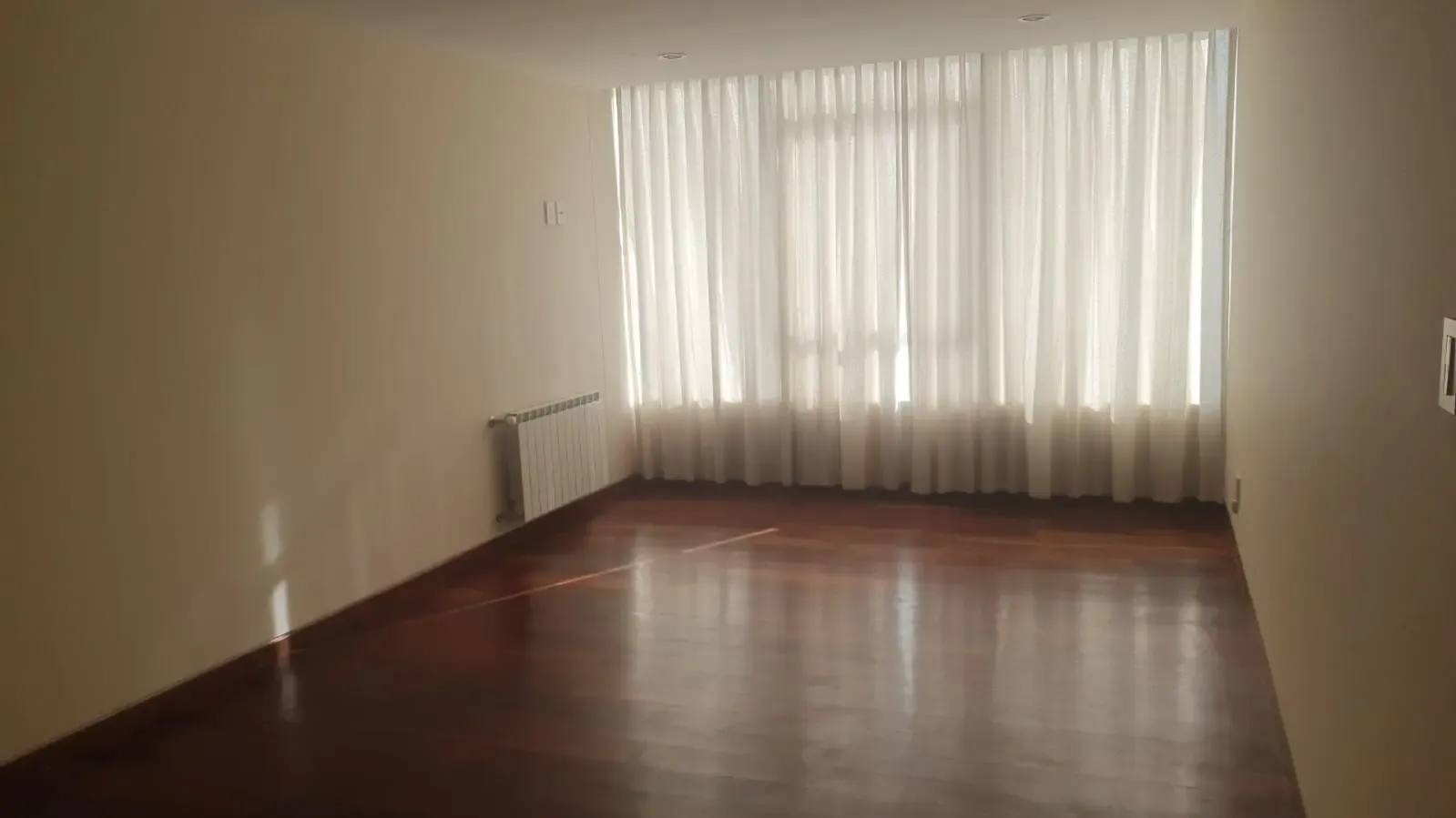 Foto 3 de Departamento en Alquiler de en Calacoto