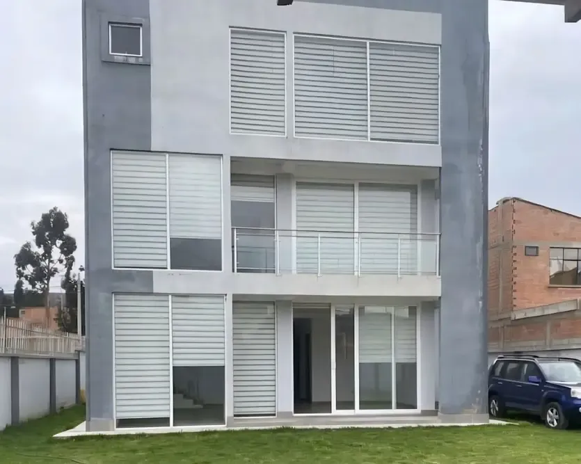 Foto 1 de Casa en venta - Achocalla
