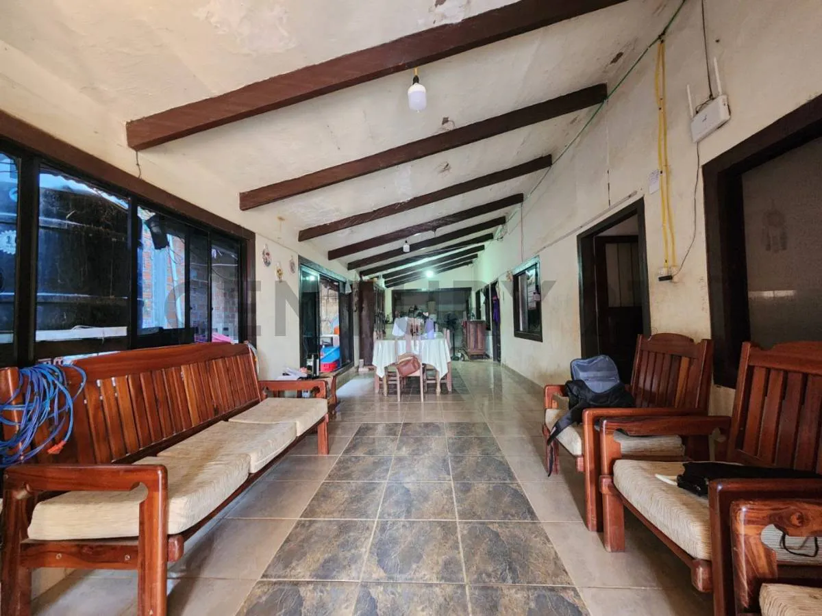 Foto 5 de Casa amplia para comercio