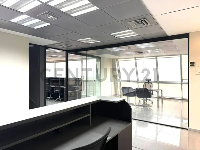 Foto 7 de Oficina de Lujo en Venta con 2 Garajes y 2 Bauleras