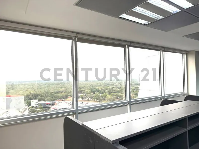 Foto 13 de Oficina de Lujo en Venta con 2 Garajes y 2 Bauleras