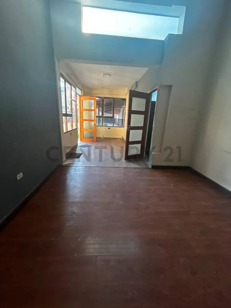 Foto 3 de Casa comercial en alquiler