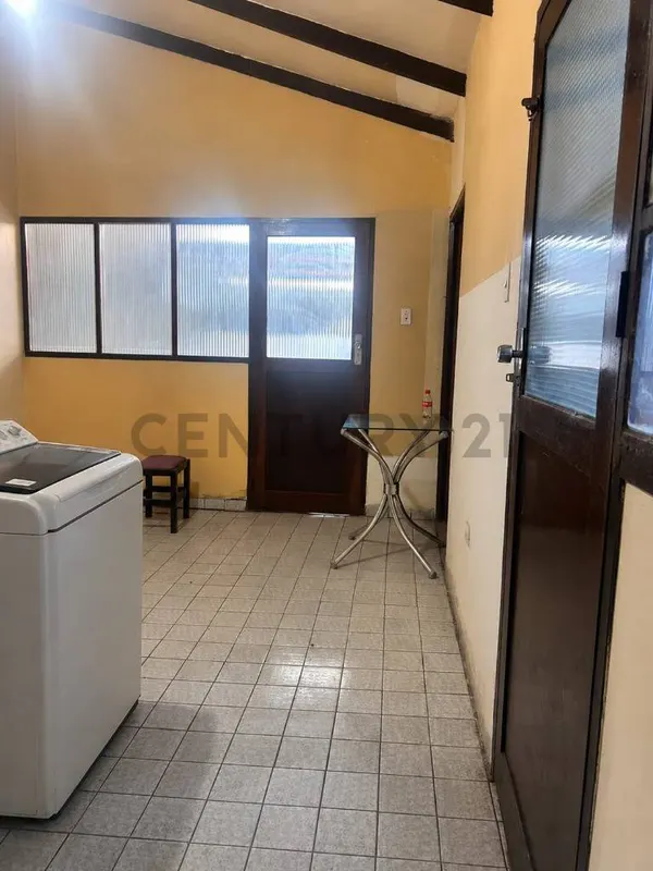 Foto 8 de Casa comercial en alquiler