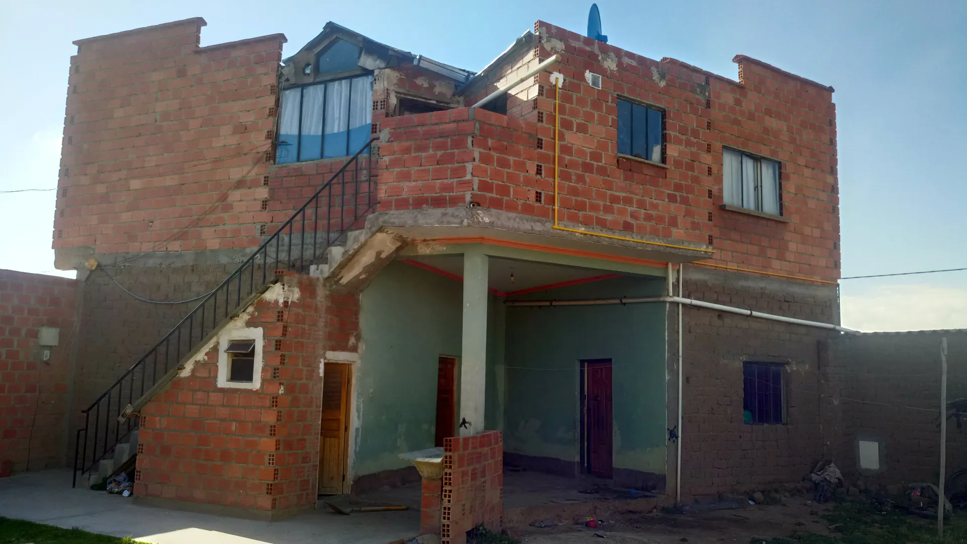 Foto 2 de En venta una casa de 316mts2 llamar al:79507461