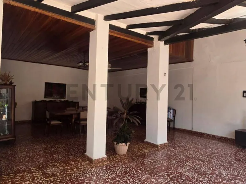 Foto 8 de Por Debajo de Su Avalúo!! para Venta Rápida!!
