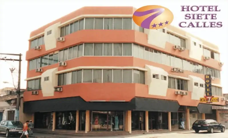 Foto 1 de Excelente Oportunidad de Negocio...En Venta HOTEL en Zona Comercial!!