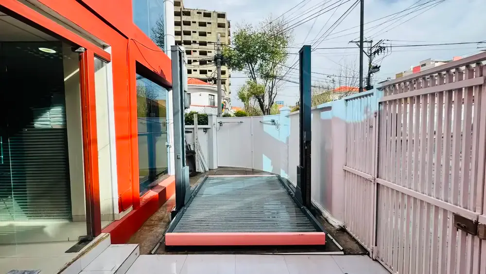 Foto 2 de Ejecutiva Casa para Oficinas en Alquiler