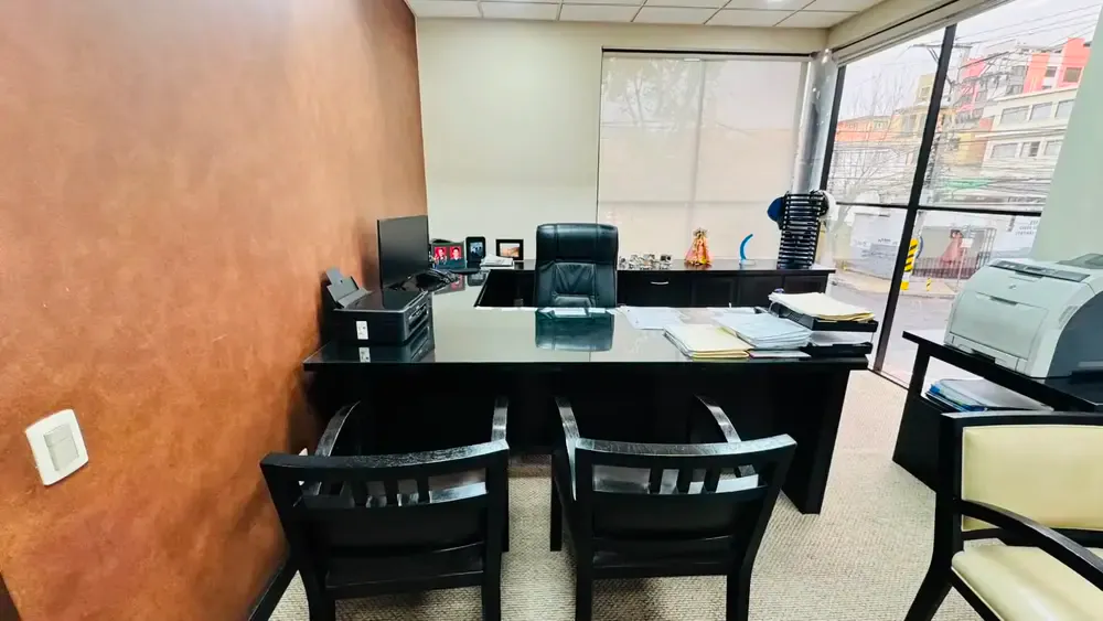 Foto 14 de Ejecutiva Casa para Oficinas en Alquiler
