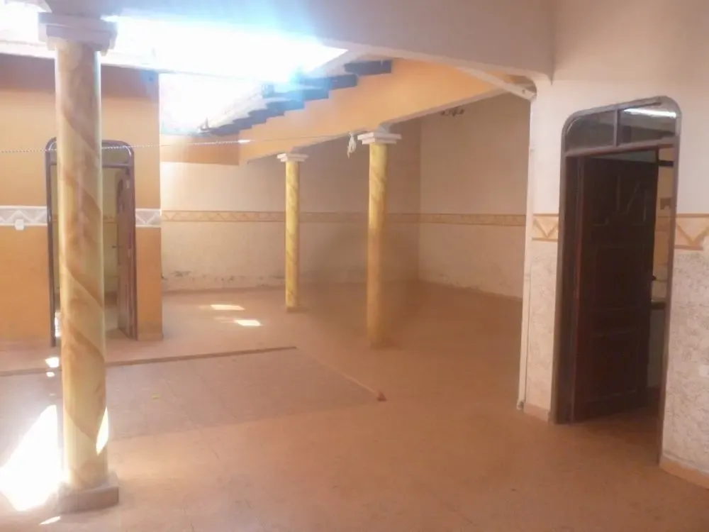 Foto 5 de En Montero, en Venta Casa Comercial B/27 de Agosto