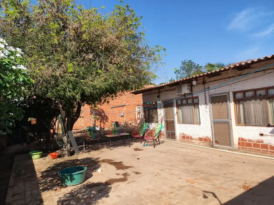 Foto 5 de Casa a Precio de Terreno! Oportunidad de Inversión