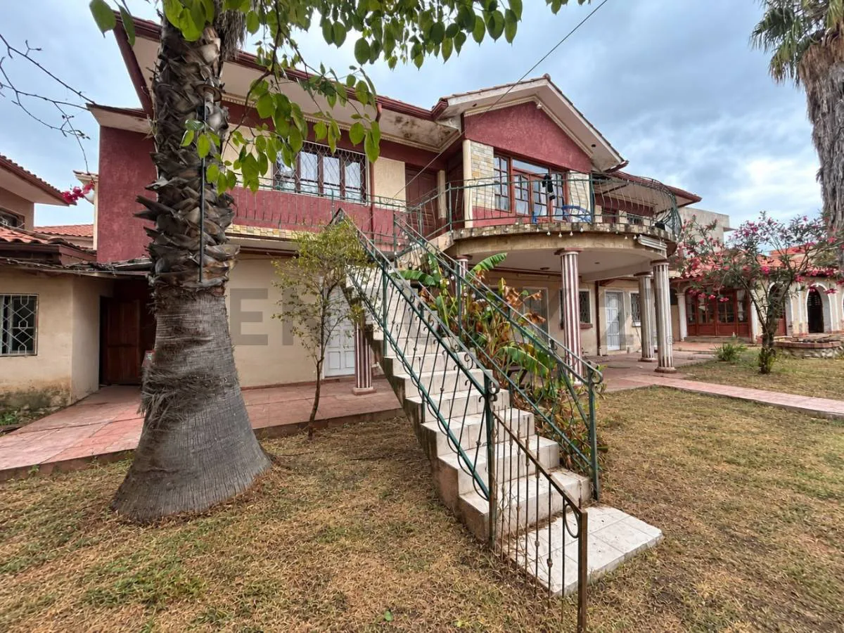 Foto 1 de Casa en Venta Barrio Catedral