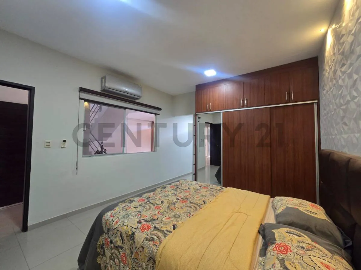 Foto 7 de Hermosa Vivienda y en Zona Residencial!