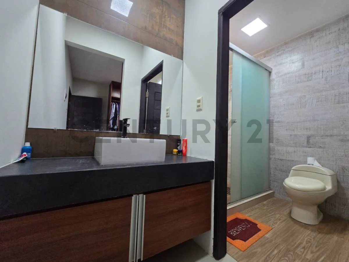 Foto 18 de Hermosa Vivienda y en Zona Residencial!